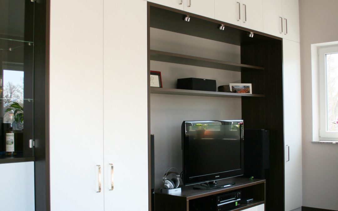 Wohnzimmerschrank