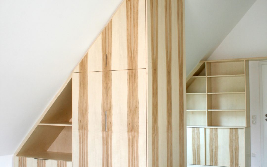 Kleiderschrank